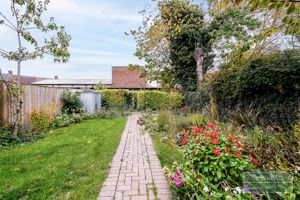 Photo 18- click for photo gallery